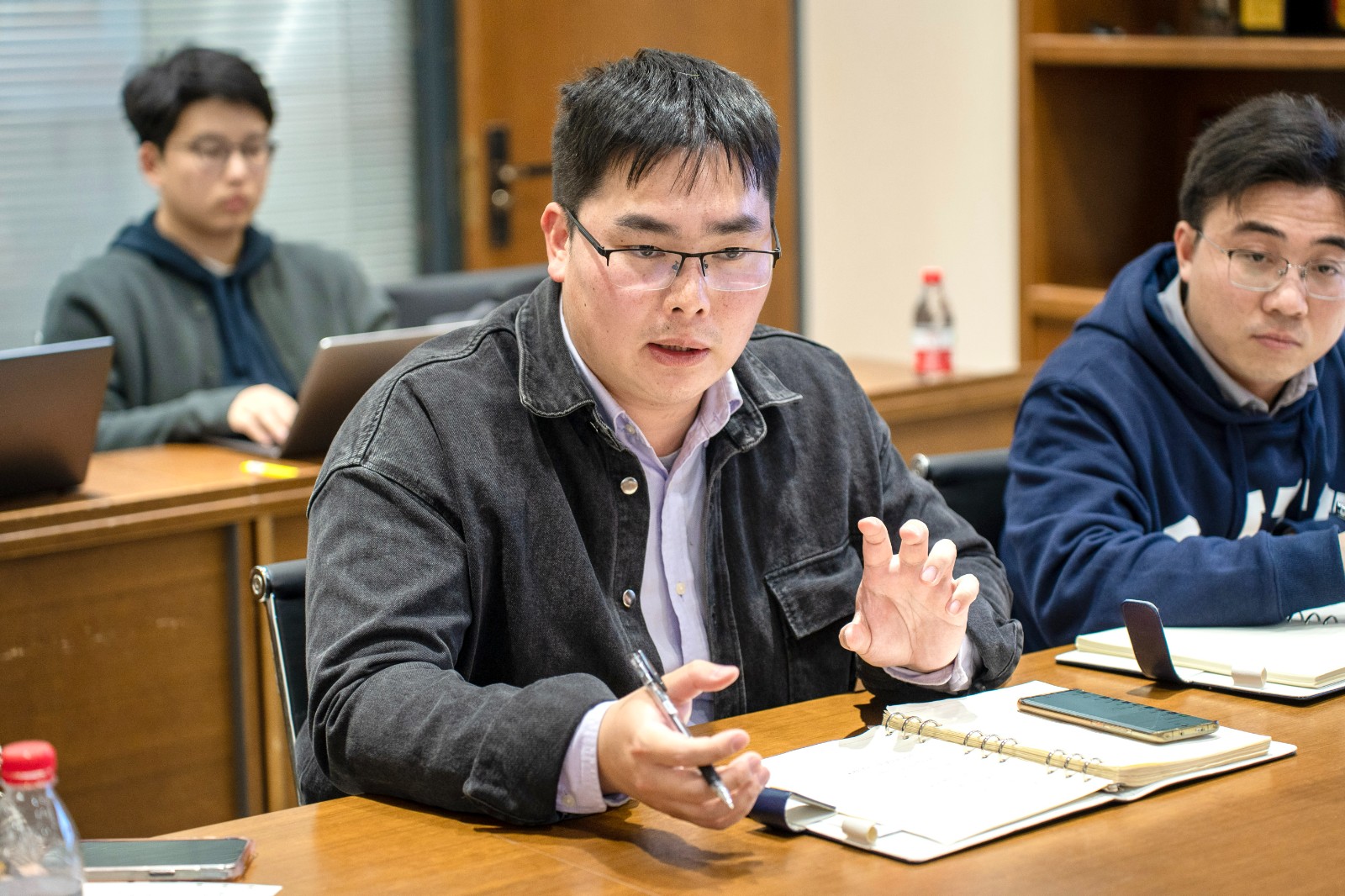 图2【电院党委副书记巢睿祺】.jpg