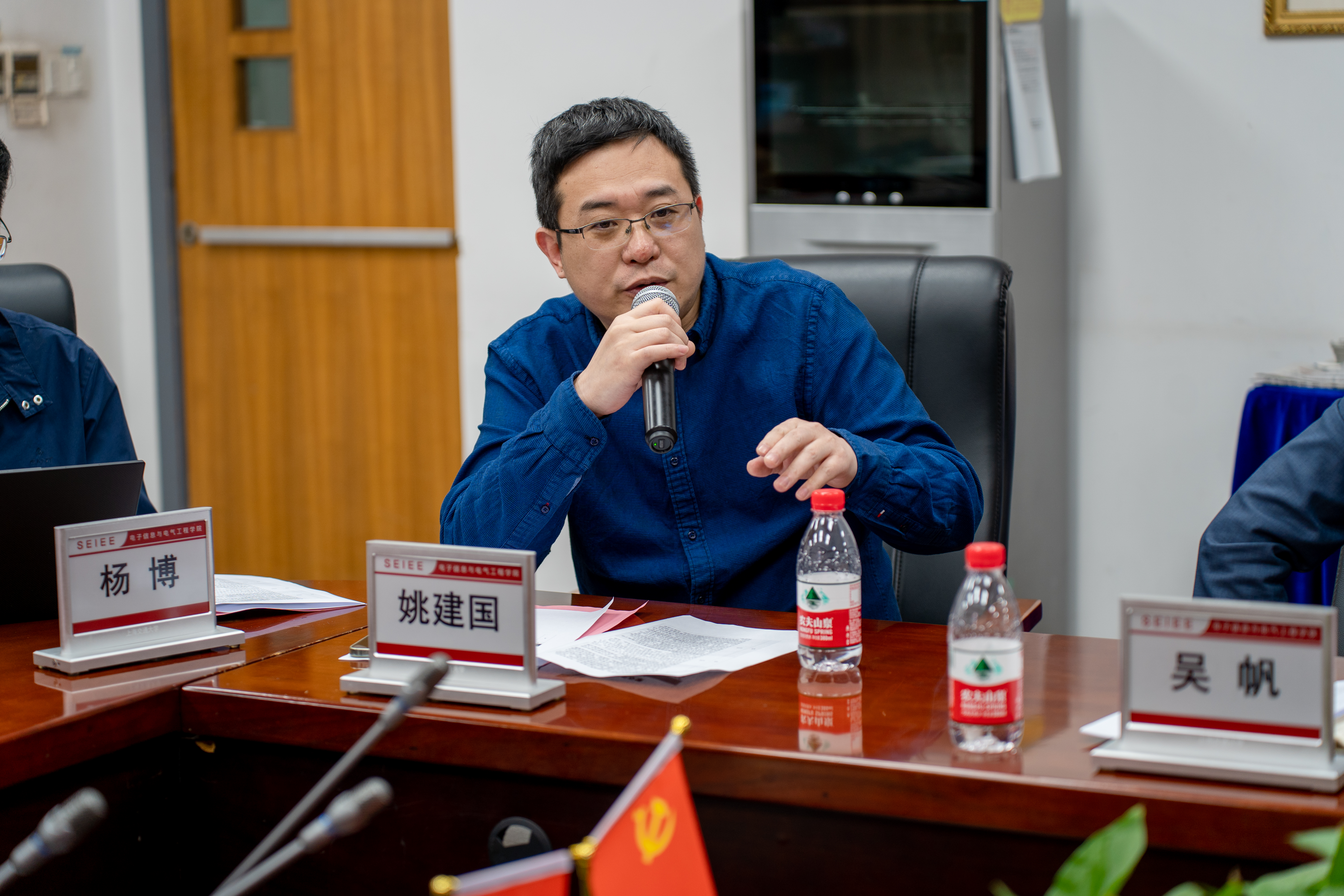 图11.jpg 图11.jpg