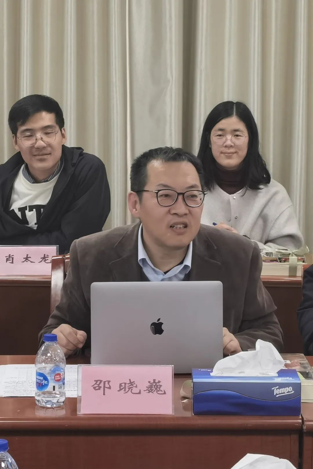 图2 邵晓巍院长发表致辞.jpg 图2 邵晓巍院长发表致辞.jpg